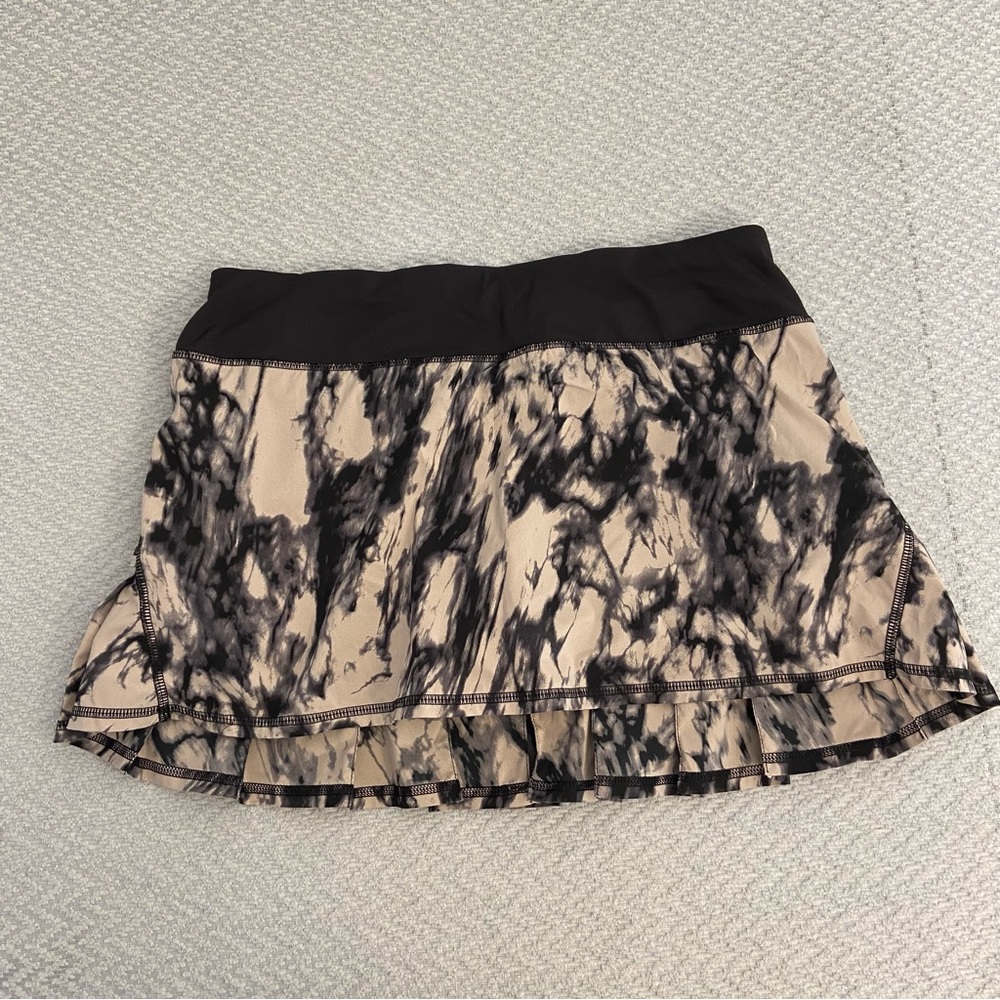 Lululemon Run: Pace Setter Skirt Size 6